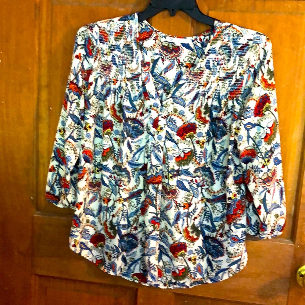 Soft, flowing polyester shirt